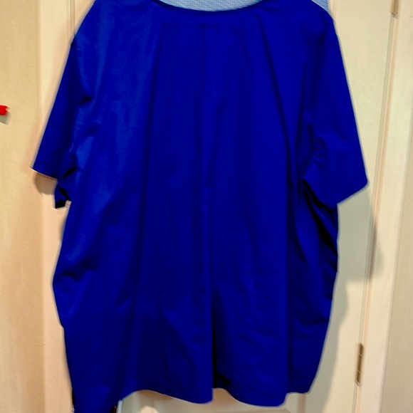 Scrubs Tops size 2x royal blue women’s Scrubs - Picture 1 of 11